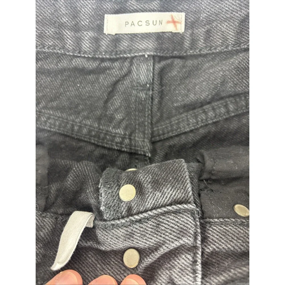 Pacsun Women's Size 26 Black Dad Jean Distressed Knee Holes‎